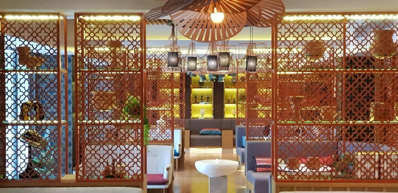Bizotel Premier Hotel & Residence Бангкок Экстерьер фото